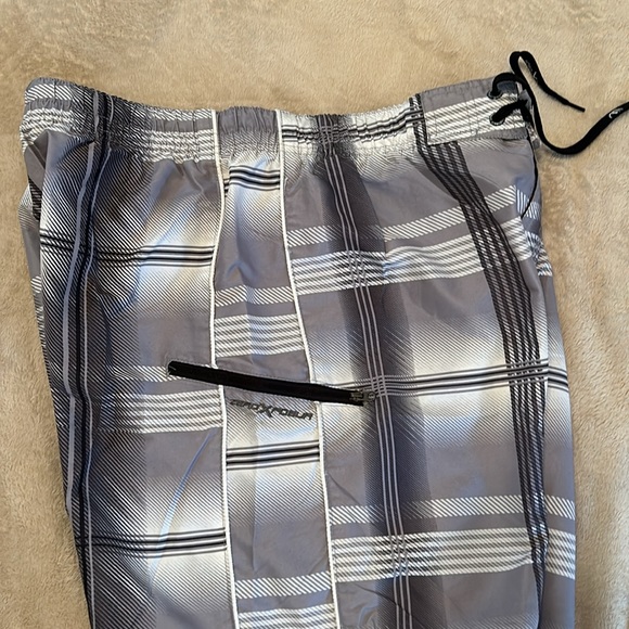 EUC bathing suit - Picture 3 of 4